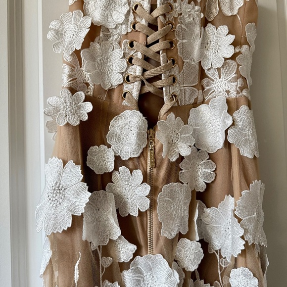 Bronx and Banco Jasmine Bridal Gown - Picture 6 of 10